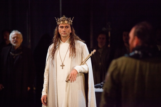 http://www.rsc.org.uk/images/content/Productions-2013/Richard-II-2013-1-541x361.jpg